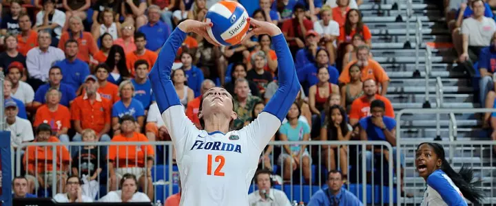No. 9 Gator Volleyball Goes Perfect on the First Day of Campus USA Invite