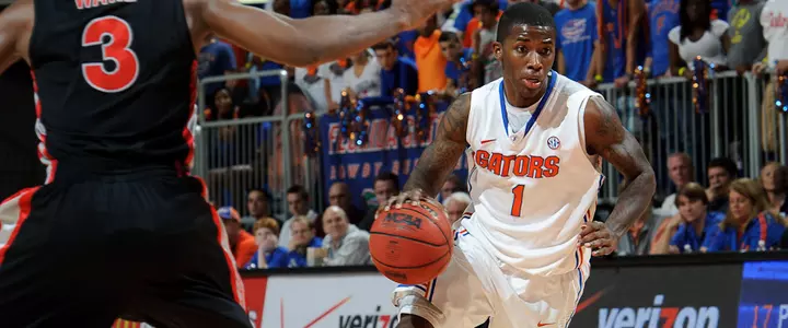 Defense Sets the Tone as Gators Throttle Georgia