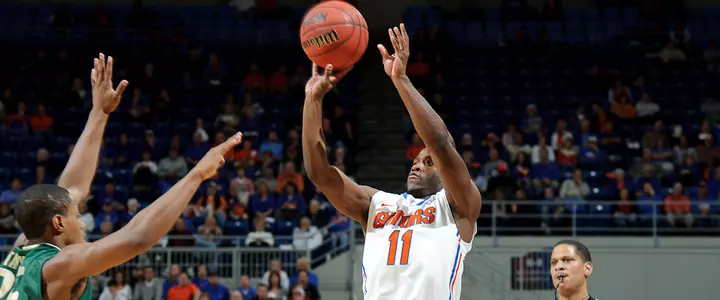 Gators Blaze UAB Behind Hot Shooting of Walker and Boynton