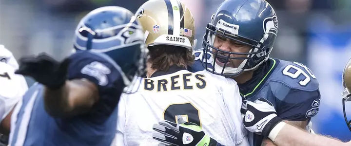 Quinn Recalls Challenges of Trying to Slow Down Brees and the Saints' High-Powered Offense