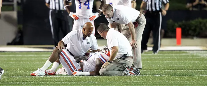 Gators Put Their 'Man Down, Man Up' Motto to Work in Win over Vanderbilt