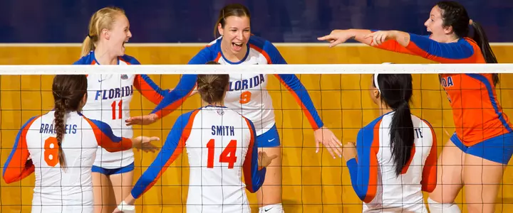 Florida Volleyball's ?iva Recek Named SEC Freshman of the Week