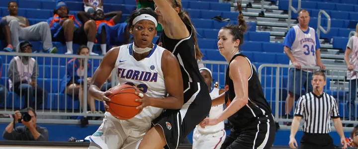 Jennifer George Scores 1,000th-Career Point in 89-82 Win Against Pacific