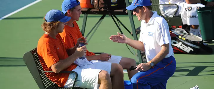 No. 5 Men's Tennis Defeats No. 18 Illinois, 6-1