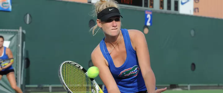 Women's Tennis Drops Battle of Top Teams, Falls at No. 2 Stanford, 5-2