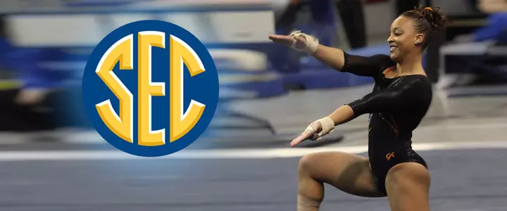 Kytra Hunter Picks Up Third SEC Freshman Gymnast of the Week Honor