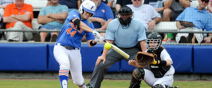 Softball's Brittany Schutte and Lauren Haeger Pick up SEC Weekly Honors