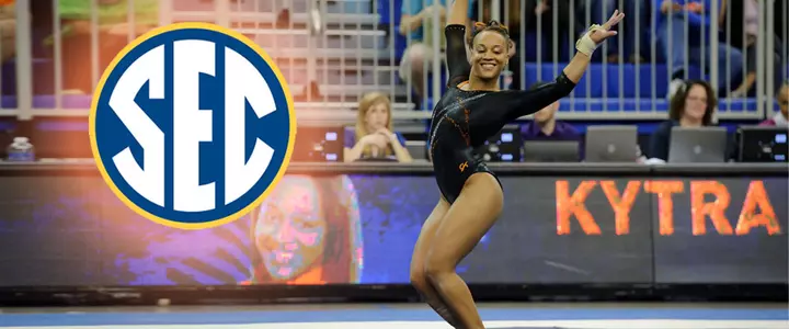 Kytra Hunter Earns SEC Gymnast of the Week Honor