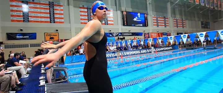 Beisel Breaks Pool Record, Enters 400 IM Finals with Crippen