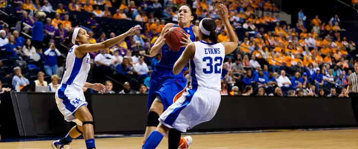 Women's Hoops Drops Heartbreaker in SEC Tournament Quarterfinal