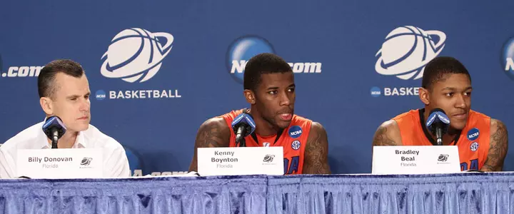 A Step Away: Suddenly Defensive-Minded Gators and Louisville Meet With a Final Four Berth on the Line