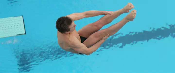Lewark Finishes 13th on First Night of NCAA Zone B Diving Regionals