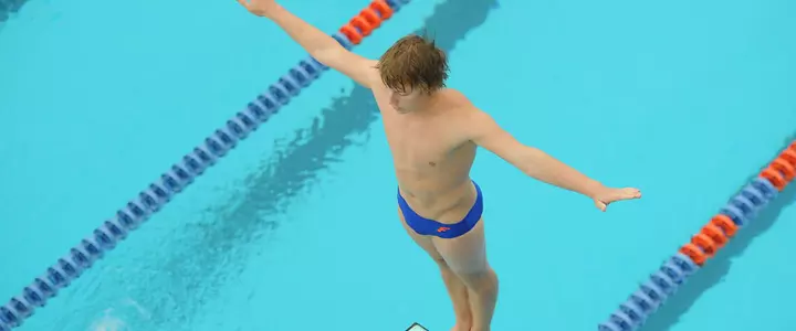 Lewark Becomes First Male Diver in Six Years to Earn a Trip to NCAAs