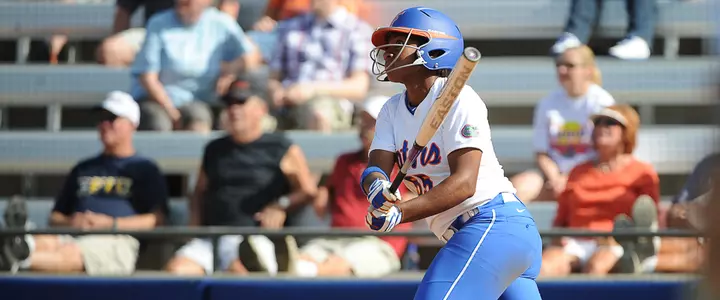 No. 3/4 Florida Softball Sweeps FIU in Doubleheader Friday to Clinch Series