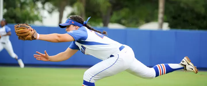No. 3 Softball Swings Back into SEC Play with Tuesday Twinbill Versus No. 23 LSU