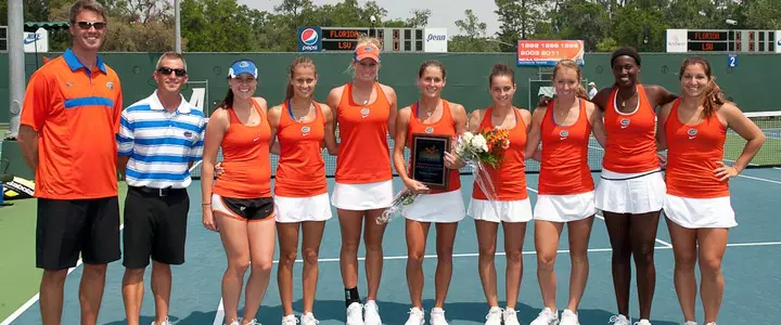 Women's Tennis Clinches at Least Share of SEC Title on Senior Day vs. LSU