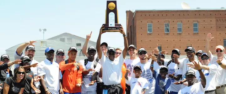 Holloway Can Ditch 'Coach Silver Trophy' Nickname Thanks to a Different Kind of Trophy