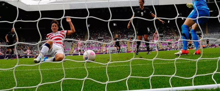 Gator Great Abby Wambach Scores in U.S.'s 2-0 Win Over New Zealand in Olympic Quarterfinal Round