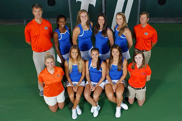 2013 Women's Tennis Roster Team Photo