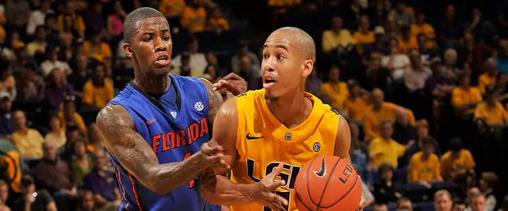 Undermanned Gators Blitz LSU to Move to 2-0 in SEC Play