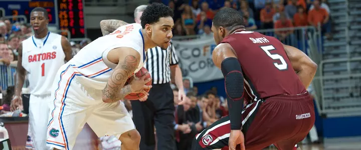 Rosario's First-Half Outburst Helps Gators Sink Gamecocks