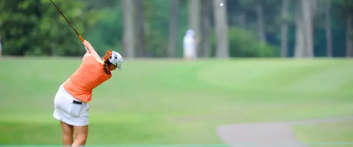 Women's Golf Seeks Improvement After Tough Day One of Windy City