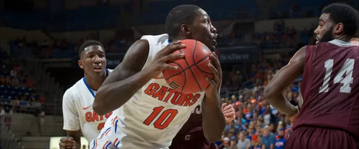 Hello Doe-Doe: Transfer Dorian Finney-Smith Sparks Gators Off the Bench In Debut