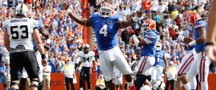 Senior Defensive Lineman Damien Jacobs: A Resilient Force