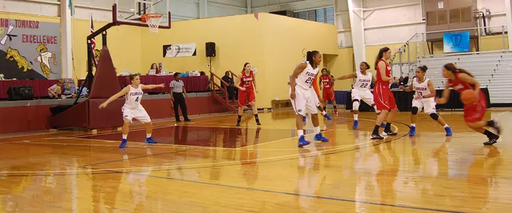 Gators Fall to Illinois State in Junkanoo Jam First Round, 68-64