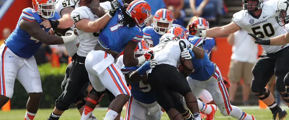 Gators Drop Fourth Straight as Vandy Spoils Homecoming Game