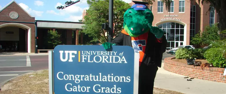 Twenty-two UF Student-Athletes to Participate in Fall Commencement