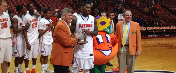 Season's Greetings: Gators Pull Away from Fresno State in Second Half for 66-49 Win