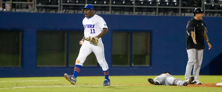 Florida Baseball Holds Off No. 8 South Carolina, 3-2, In Series Opener