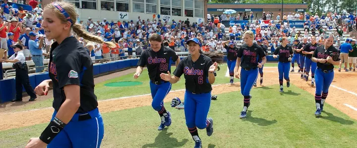 Rogers Tosses a Gem, Leaves a Winner This Time