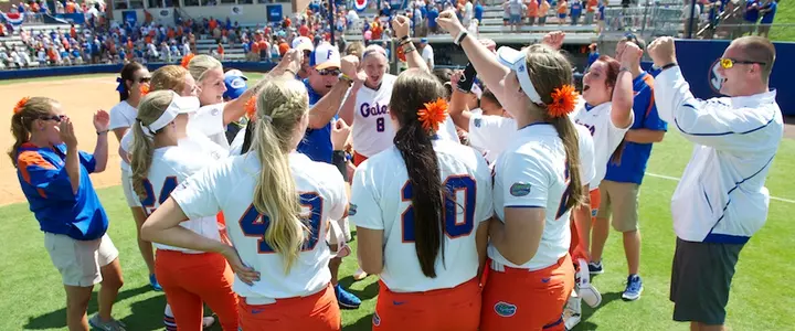 Gator Softball Walks Off, 4-3, Against UAB in NCAA Super Regional Opener