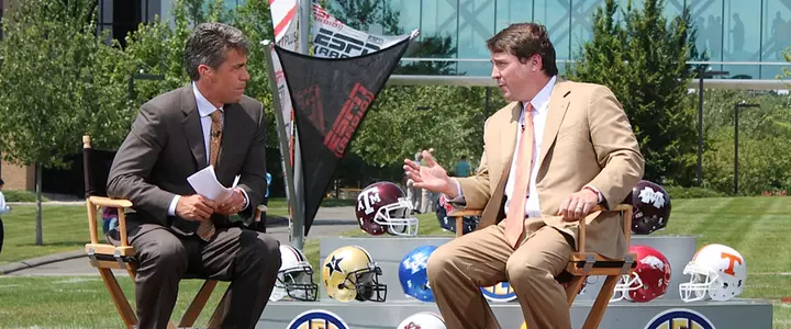 Coach Will Muschamp and SEC Coaches to Take Part in ESPN "Car Wash"