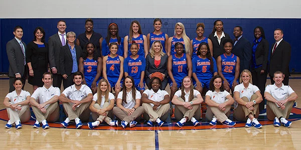 2014 Women's Basketball Roster Team Photo