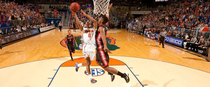 Gators Rise One Spot to No. 6 in Recent Polls