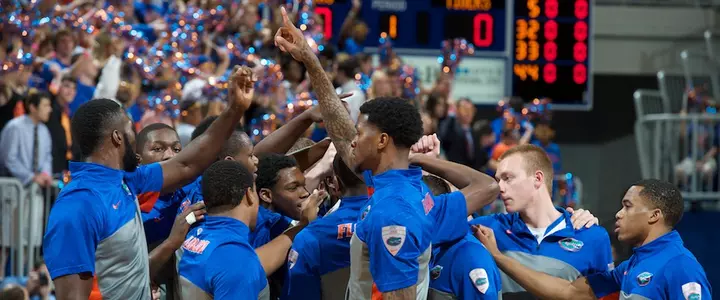 Gators Hold Steady at No. 3 in AP Poll