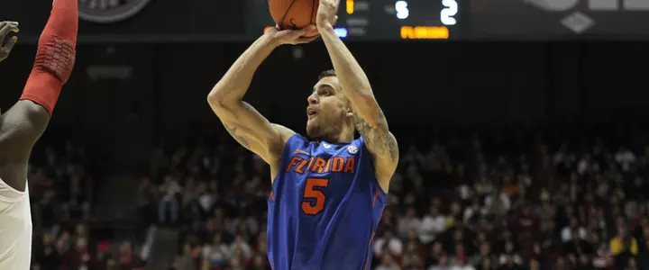 Sweet 16: Wilbekin, Gators Stick to Plan, Rally Past Volunteers at Knoxville