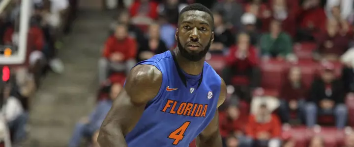 Young's Play Sets Bar for Rest of Season as Gators Head to Kentucky