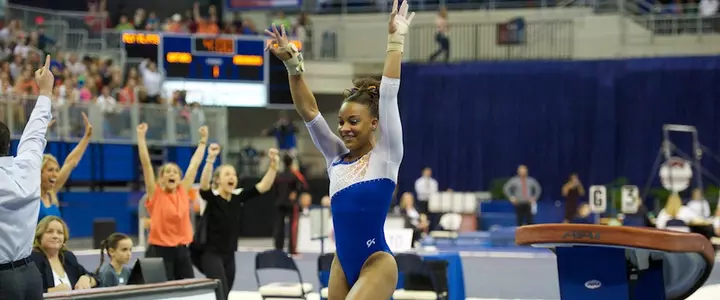 No. 1 Gator gymnastics team defeats No. 11 Arkansas; 10.0 vault for Kytra Hunter