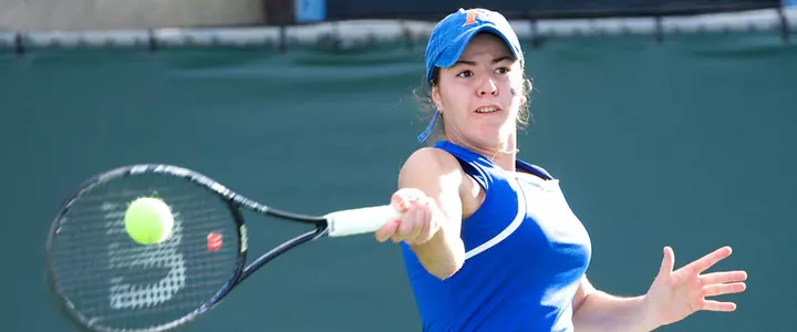 Gators Begin West Coast Trip with Win vs. Saint Mary's