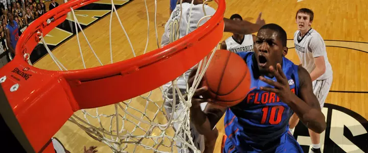 Looking Out For No. 1: Finney-Smith Breaks Out in 57-54 Win at Vandy, Leads Gators to 20th Straight