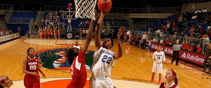 Turnovers Plague Gators in Loss at Arkansas