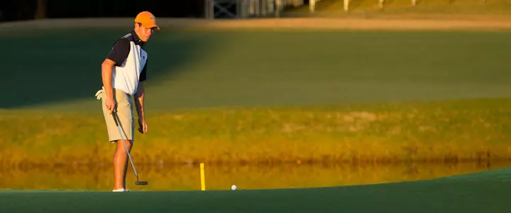 Three Gators Card a 74 in Day One at Chris Schenkel Invitational
