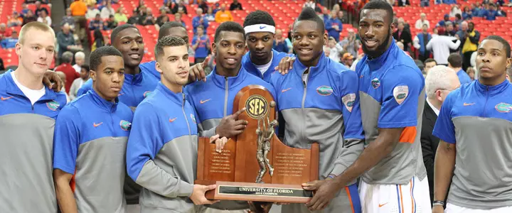 Gators Notebook: Matchup vs. Vols Brings up Young's Hustle, TV Options, 30 Wins, More Tidbits