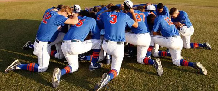 No. 18 Florida Baseball Caps Extended Road Trip With 7-1 Win Over FGCU
