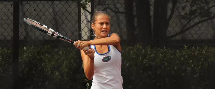 Olivia Janowicz Advances at NCAA Singles Championships