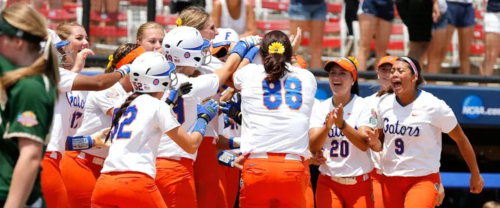 Gators Run-Rule Baylor, 11-0, to Open WCWS